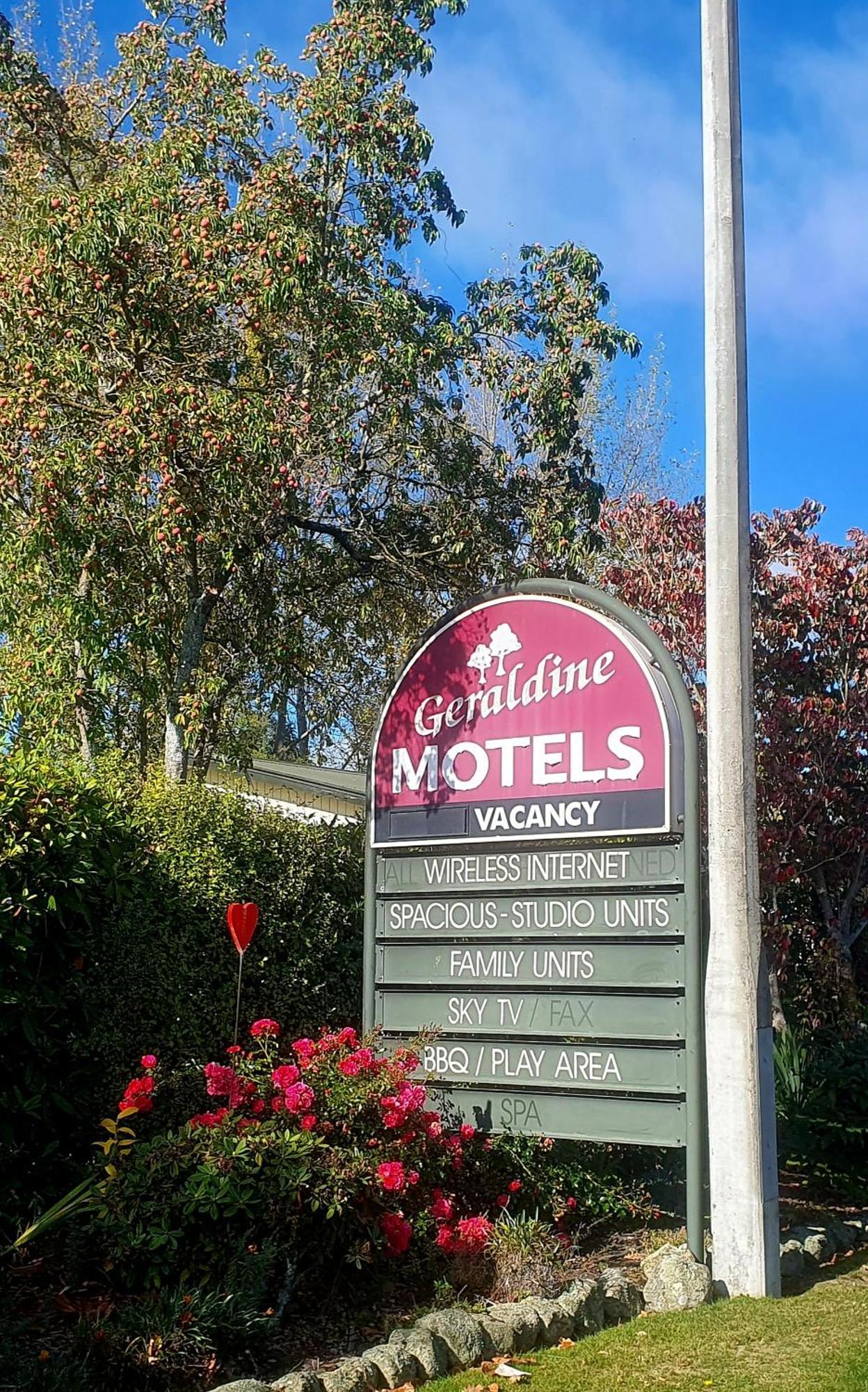 Geraldine Motels Eksteriør bilde
